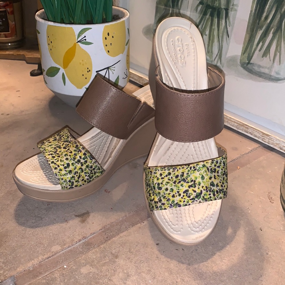 Crocs wedge sandals